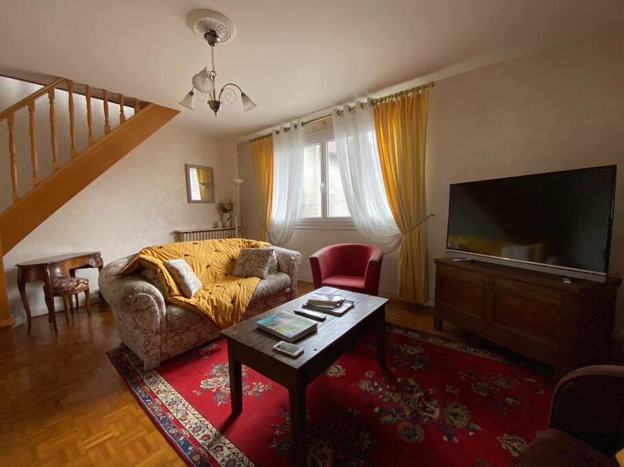 Les Marmottes Arpajon-sur-Cere Exterior foto